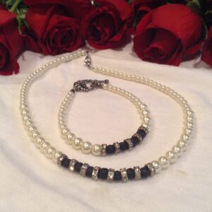 Choker Necklace and Bracelet Set