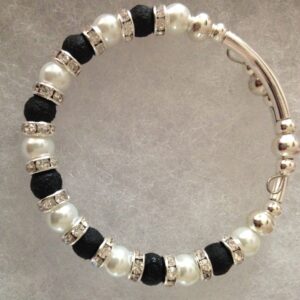 Expandable Pearl Bracelet